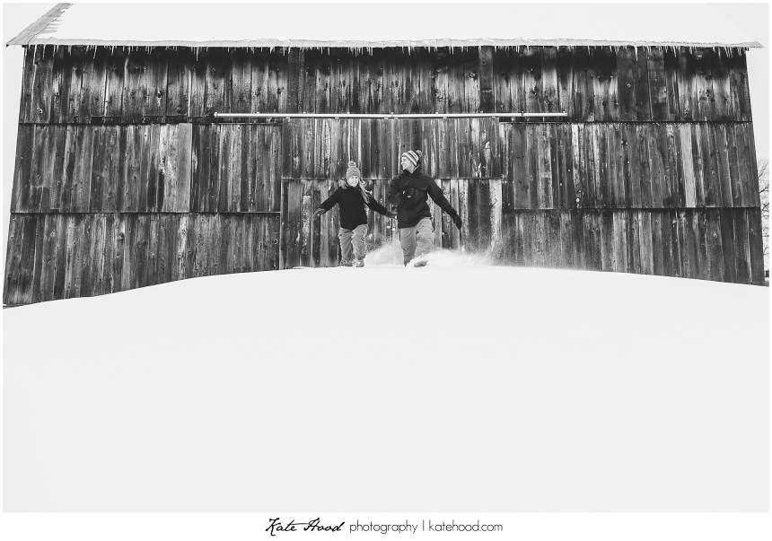 Huntsville Ontario Winter Engagement Photos