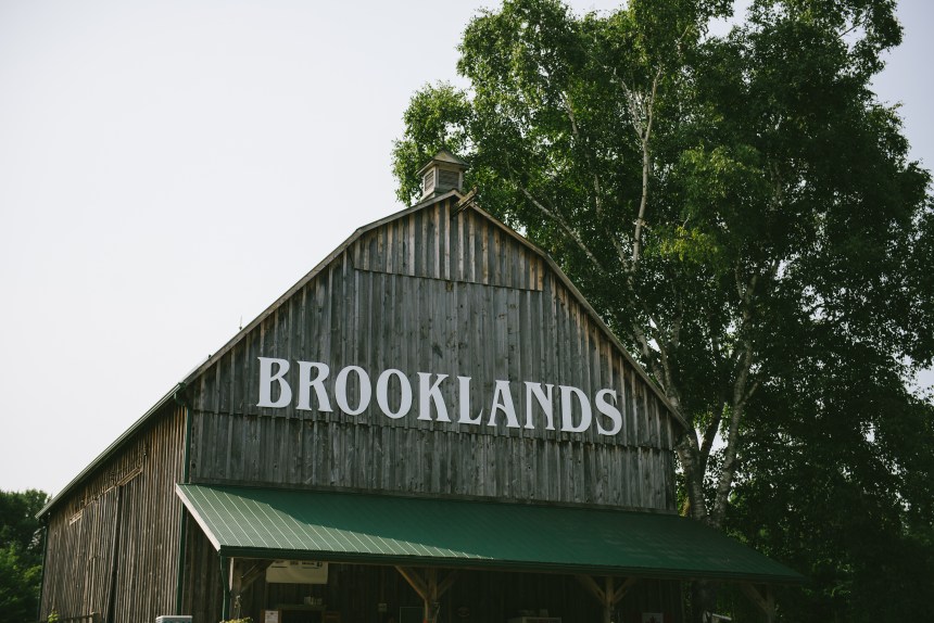 Ontario Barn Weddings